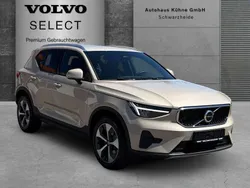 Beige Gebraucht 2024 Volvo XC40 Core SUV | 34.900 € (Guter Preis)