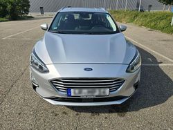 Silber Gebraucht 2020 Ford Focus Kombi | 16.800 € (Fairer Preis)