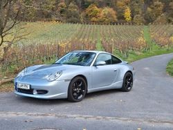 Silber Gebraucht 2001 Porsche 911 Carrera Coupé | 34.500 € (Etwas zu teuer)