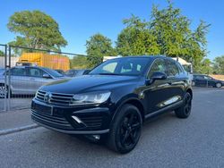 Schwarz Gebraucht 2015 VW Touareg SUV | 21.399 € (Etwas zu teuer)