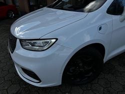 Weiß Gebraucht 2021 Chrysler Pacifica Van / Kleinbus | 29.900 €