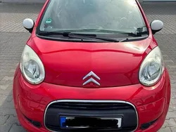 Rot Gebraucht 2010 Citroën C1 Kleinwagen | 1.800 €