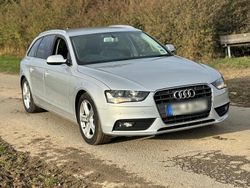 Silber Gebraucht 2013 Audi A4 Kombi | 5.000 €