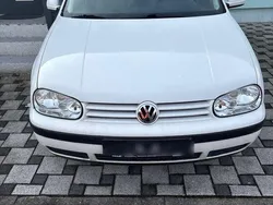 Weiß Gebraucht 1998 VW Golf IV Comfortline Kombi | 2.000 € (Fairer Preis)