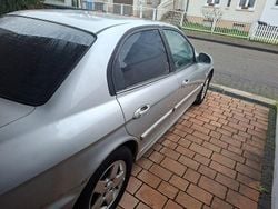 Silber Gebraucht 2004 Hyundai Sonata GLS Limousine | 1.200 €