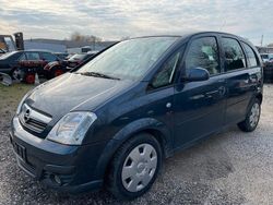 Grau Gebraucht 2007 Opel Meriva Edition Van / Kleinbus | 1.900 € (Guter Preis)