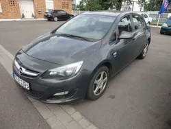 Plat.anthr./rogrey/0j:silbergr Gebraucht 2013 Opel Astra Active Kleinwagen | 2.250 € (Superpreis)