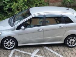Silber Gebraucht 2008 Mercedes B170 Van / Kleinbus | 5.000 €
