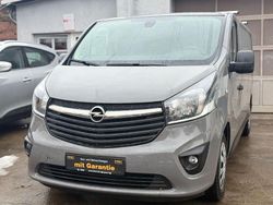 Grau Gebraucht 2018 Opel Vivaro Van / Kleinbus | 8.799 € (Superpreis)