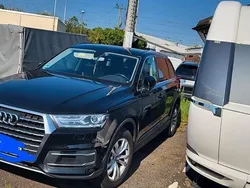 Schwarz Gebraucht 2015 Audi Q7 Ambiente SUV | 33.200 €