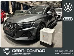 Grau Neu 2024 Audi RS3 Sportback Sport Kleinwagen | 79.789 €