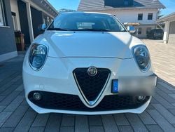 Weiß Gebraucht 2016 Alfa Romeo MiTo Kleinwagen | 9.800 € (Fairer Preis)