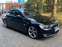 Schwarz Gebraucht 2008 BMW 325 M Sport Coupé | 11.800 €