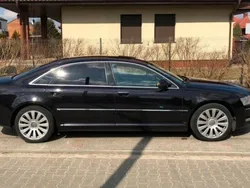 Blau Gebraucht 2009 Audi A8 Limousine | 22.500 €