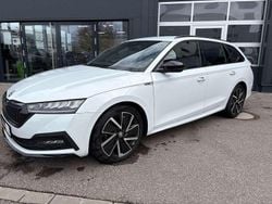 Moonweiß perleffekt Gebraucht 2022 Skoda Octavia SportLine Kombi | 19.990 € (Superpreis)
