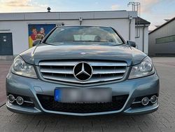 Grau Gebraucht 2011 Mercedes C180 Avantgarde Limousine | 7.299 €