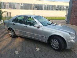 Silber Gebraucht 2002 Mercedes C180 Classic Limousine | 2.500 € (Guter Preis)
