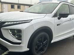 Weiß Gebraucht 2022 Mitsubishi Eclipse Cross Select SUV | 21.900 € (Fairer Preis)