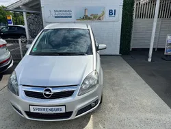Silber Gebraucht 2006 Opel Zafira Edition Van / Kleinbus | 4.499 € (Teuer)