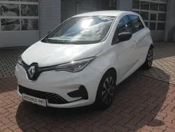 Weiß Gebraucht 2023 Renault Zoe Evolution Kleinwagen | 18.950 € (Fairer Preis)