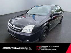 Schwarz Gebraucht 2005 Opel Vectra Limousine | 580 € (Superpreis)