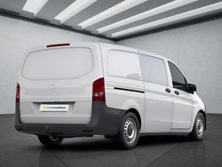 Weiß Gebraucht 2021 Mercedes Vito Van / Kleinbus | 23.799 € (Etwas zu teuer)