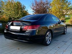 Schwarz Gebraucht 2014 Mercedes E220 Coupé | 19.500 € (Teuer)