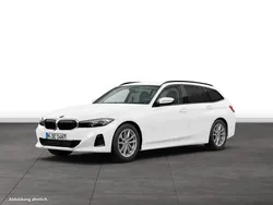 Weiß Gebraucht 2024 BMW 318 Kombi | 35.700 € (Fairer Preis)