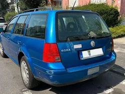 Blau Gebraucht 2000 VW Bora Basis Limousine | 1.000 € (Fairer Preis)
