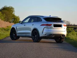 Silber Gebraucht 2019 Jaguar F-Pace SVR SUV | 49.950 € (Etwas zu teuer)