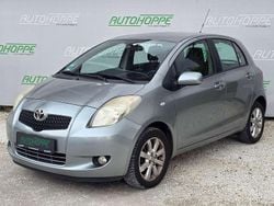 Granitsilber metallic Gebraucht 2009 Toyota Yaris Team Kleinwagen | 3.990 € (Fairer Preis)