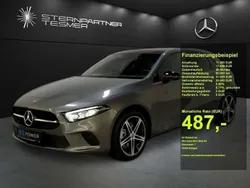 Grau Gebraucht 2022 Mercedes A250 Night Limousine | 26.990 € (Guter Preis)