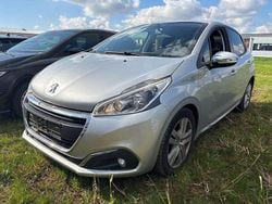 Gris aluminium Gebraucht 2017 Peugeot 208 Style Kleinwagen | 4.700 € (Guter Preis)