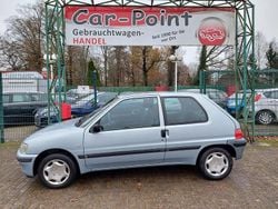 Blau Gebraucht 2000 Peugeot 106 Kleinwagen | 595 € (Fairer Preis)