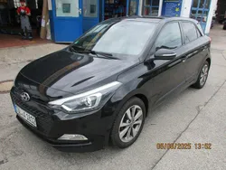 Schwarz Gebraucht 2017 Hyundai i20 YES! Limousine | 7.200 € (Teuer)