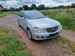 Silber Gebraucht 2008 Mercedes 320 Kombi | 4.800 €