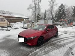 Rot Gebraucht 2023 Mazda 3 Limousine | 21.900 € (Superpreis)