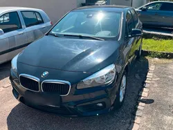 Schwarz Gebraucht 2017 BMW 216 Active Tourer Van / Kleinbus | 8.000 € (Fairer Preis)