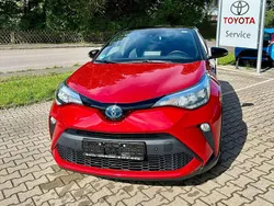 Karminarot/schwarz Gebraucht 2020 Toyota C-HR Team SUV | 21.690 € (Fairer Preis)