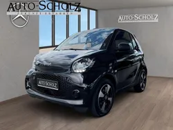 Schwarz Gebraucht 2021 Smart ForTwo Electric Drive Cabrio | 13.898 € (Etwas zu teuer)