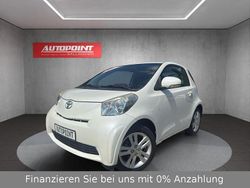 Weiß Gebraucht 2010 Toyota iQ Kleinwagen | 9.850 € (Etwas zu teuer)