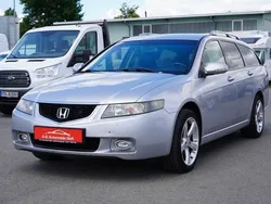 Silber Gebraucht 2004 Honda Accord Kombi | 990 € (Fairer Preis)