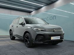 Grau Gebraucht 2024 VW Tiguan Style SUV | 53.100 € (Teuer)