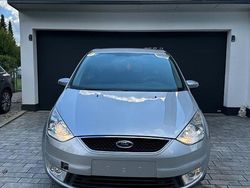 Silber Gebraucht 2007 Ford Galaxy Ambiente Van / Kleinbus | 5.200 € (Fairer Preis)