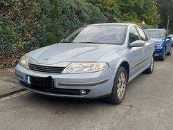 Blau Gebraucht 2002 Renault Laguna II Authentique Limousine | 1.600 € (Fairer Preis)