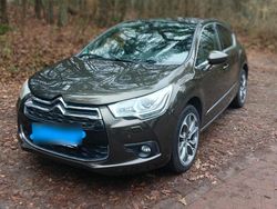 Braun Gebraucht 2011 Citroën DS4 Kleinwagen | 3.990 €