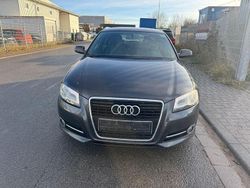 Grau Gebraucht 2011 Audi A3 Attraction Limousine | 5.000 € (Fairer Preis)
