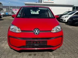 Rot Gebraucht 2021 VW up! Basis Kleinwagen | 9.950 € (Guter Preis)