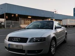 Silber Gebraucht 2002 Audi A4 Cabriolet Cabrio | 3.200 €