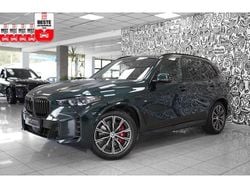 Individual oxfordgrün 2 (metallic) Gebraucht 2024 BMW X5 M M Sport SUV | 93.680 € (Superpreis)